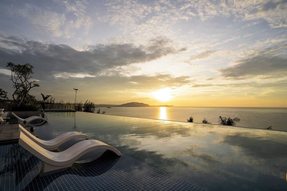 Mandala Studio Luxury