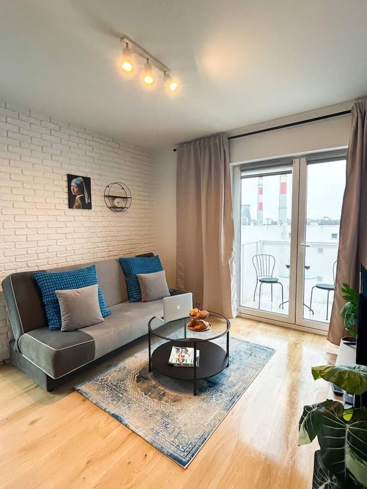 Lumina modern 3-rooms family apart