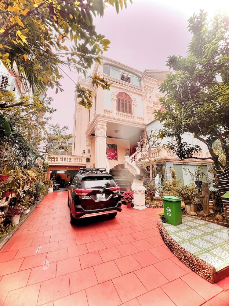 Van Cao by HPT Home