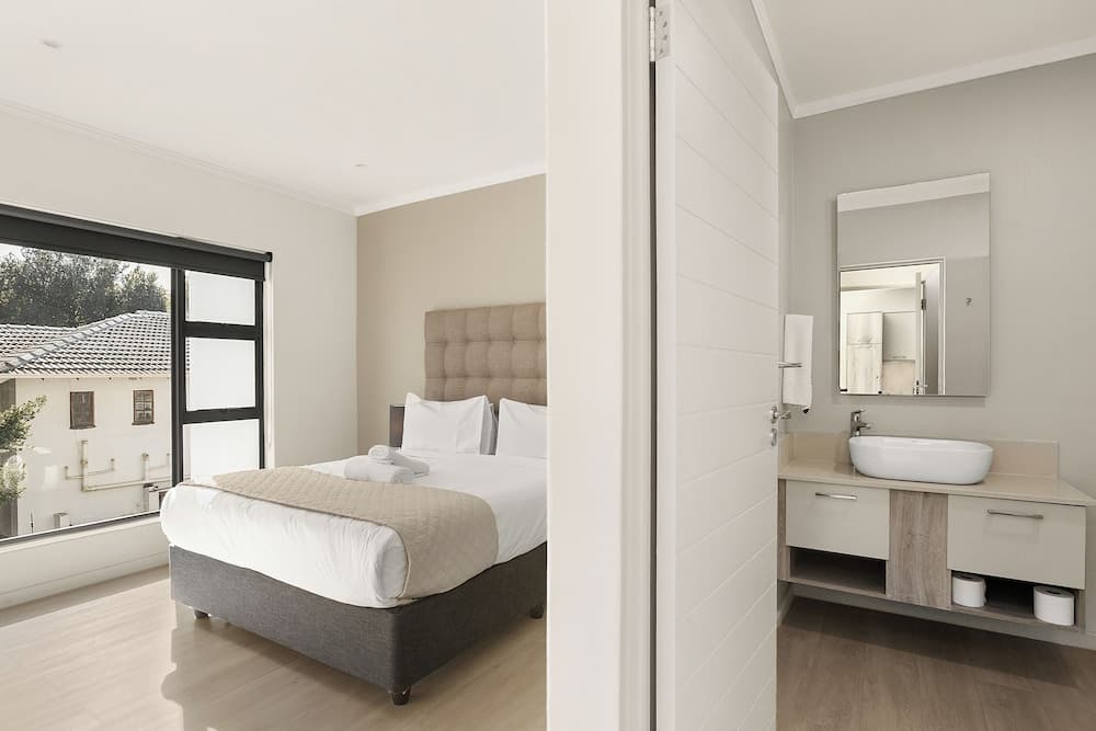 Easy Stay -The Galleries