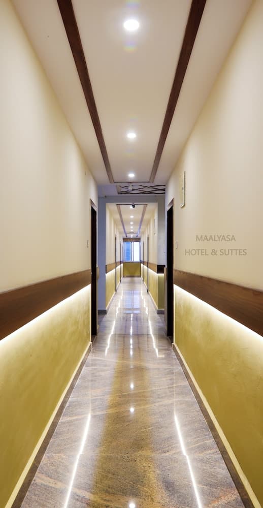 Maalyasa Hotel & Suites