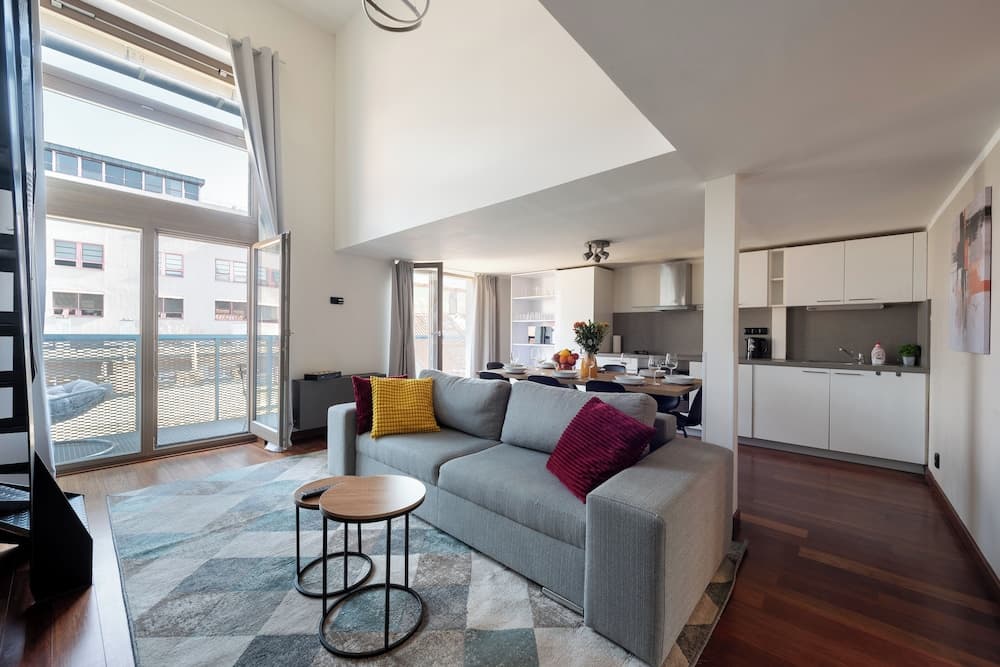Luxury 5-bedrooms apart in Prague