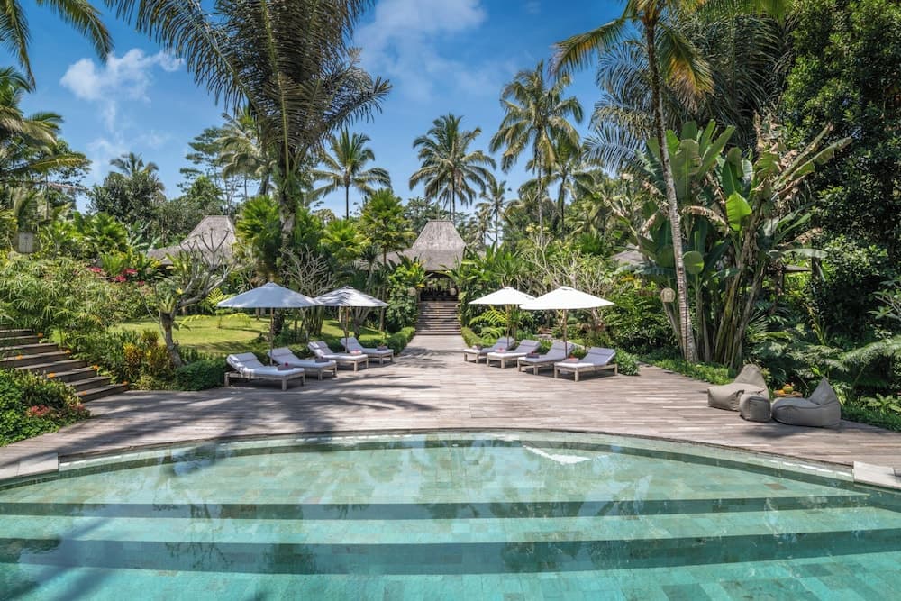 Nag Shampa Private Estate