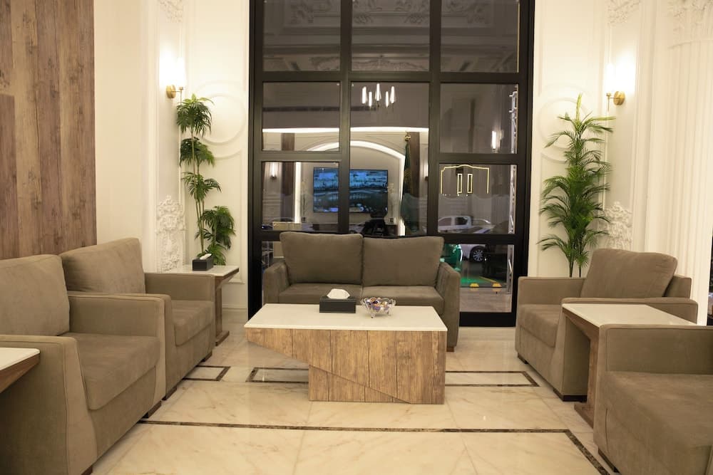 Nars Plus Al Naeem Hotel