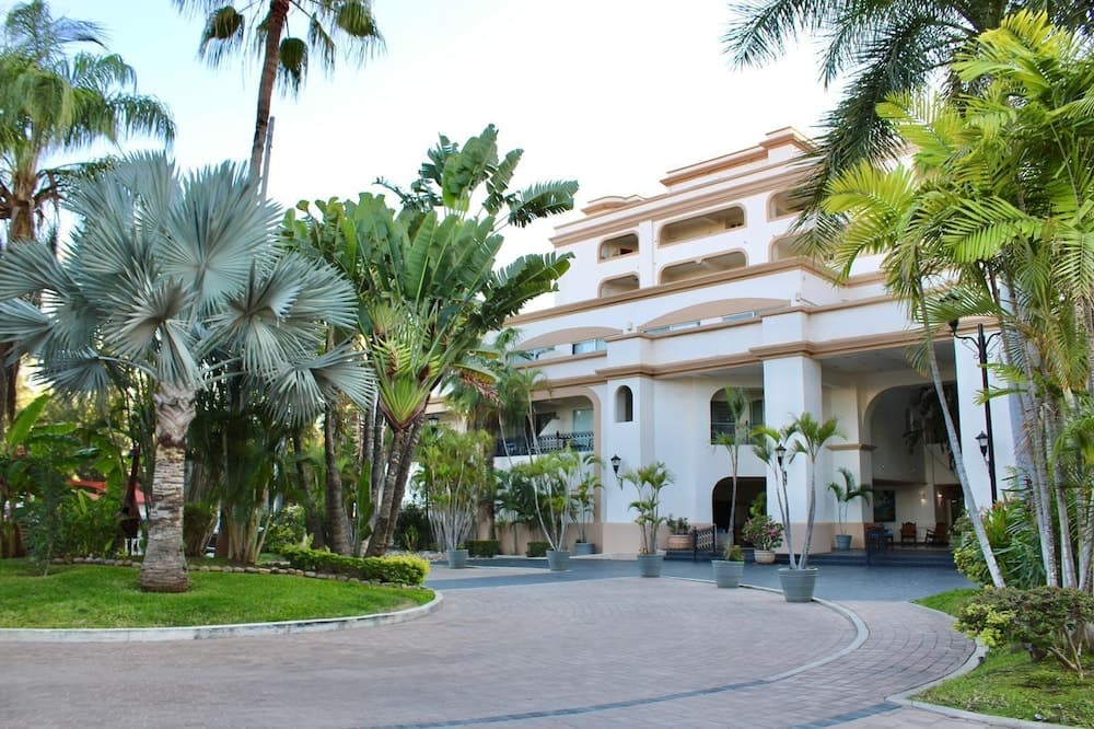 Konaklama yerinin ön cephesi