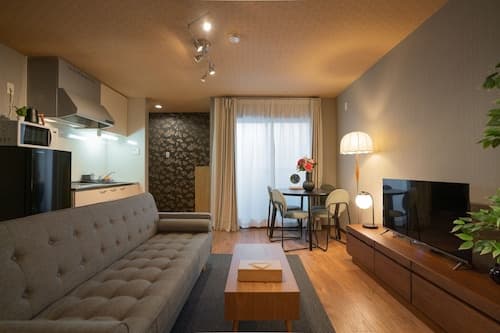 YS Maison 302