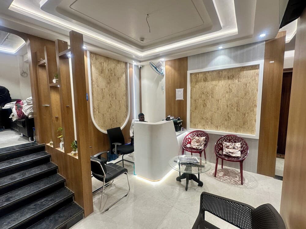Hotel Deep Palace