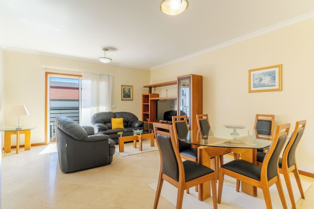 Ivana Apartment by HR Madeira