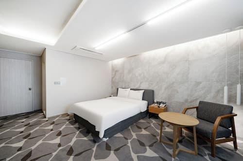 Haydn Hotel