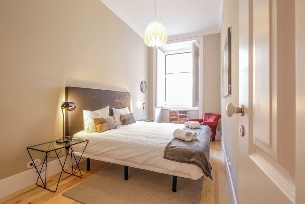 Baixa Apartment by Les Deux Mariettes