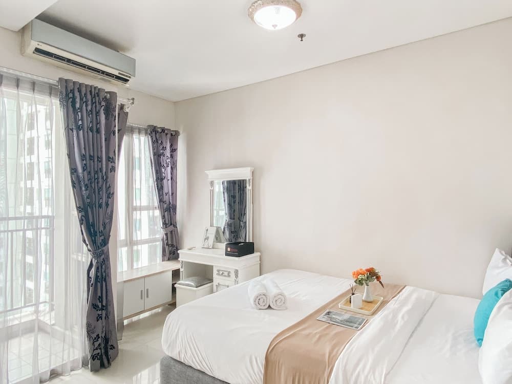 Good Deal And Restful 1Br At Apartment Thamrin Residence