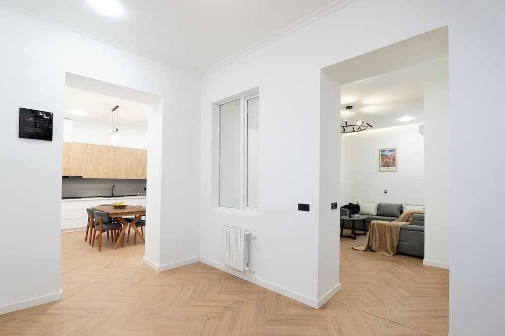 Chic & Modern 4BR Home in Old Tbilisi