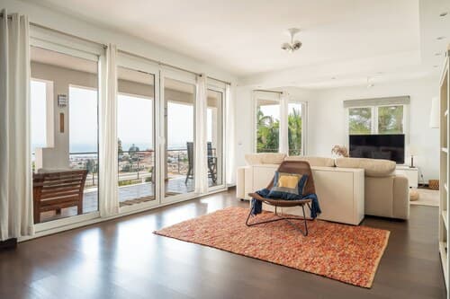 Spacious 3BR Villa with pool and views