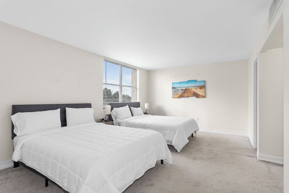 Bay Harbor Sunset Apt 3C