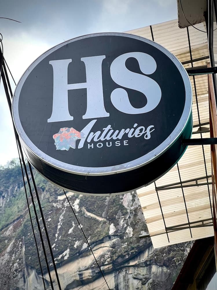 Konaklama yerinin ön cephesi