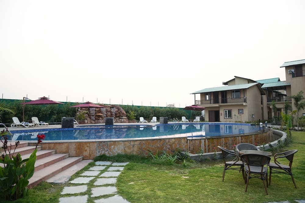 Devsha Jungle Resort