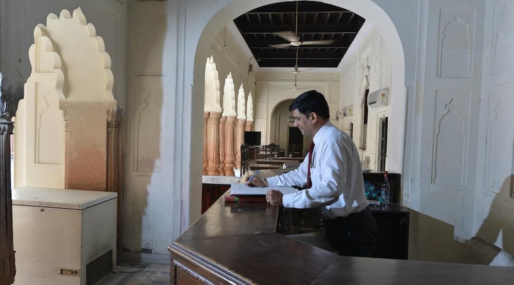 Raja Nahar Singh Palace