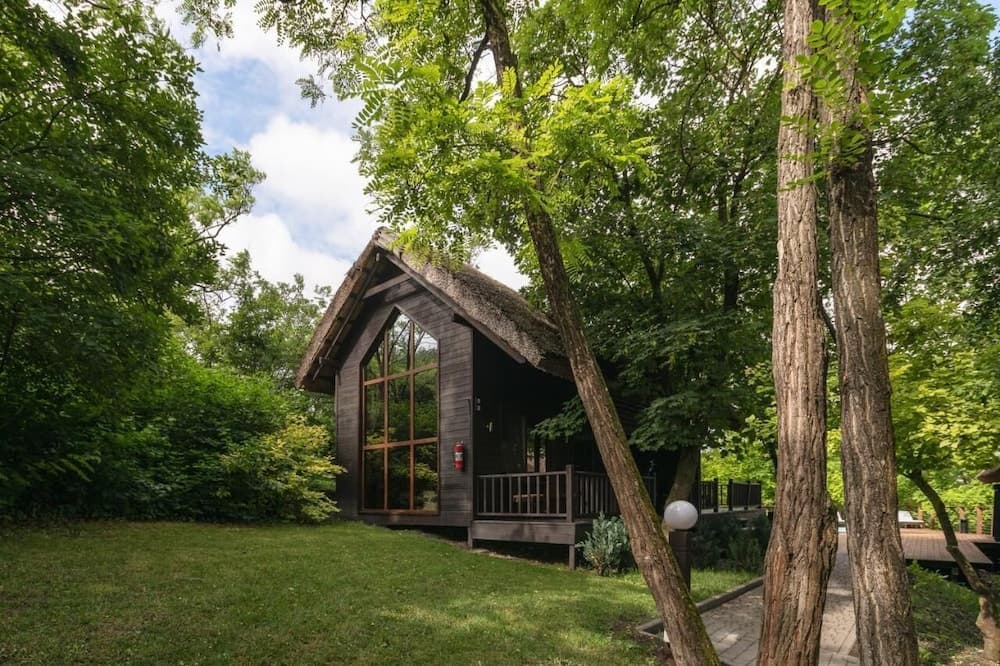 Tree House Relax Park