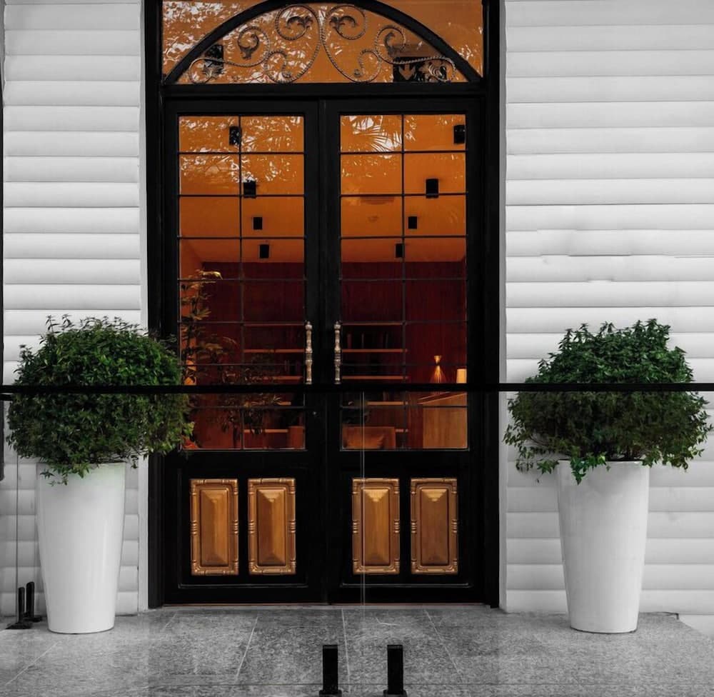 LAHORE TBILISI HOTEL