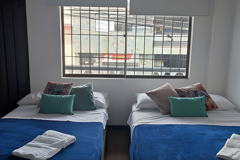 GURUS FR Casa Popular Modelo