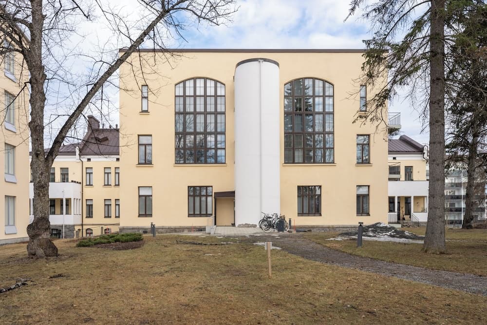 Historical 1BR Penthouse with Sauna