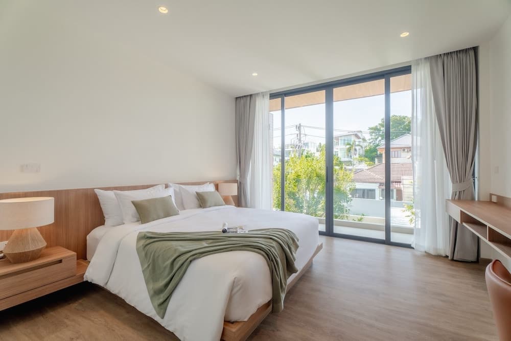 Modern Tropical Pool Villa - Saiyuan