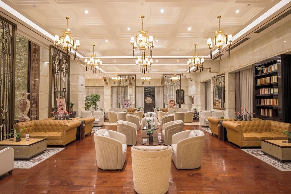 Lobi dinlenme salonu