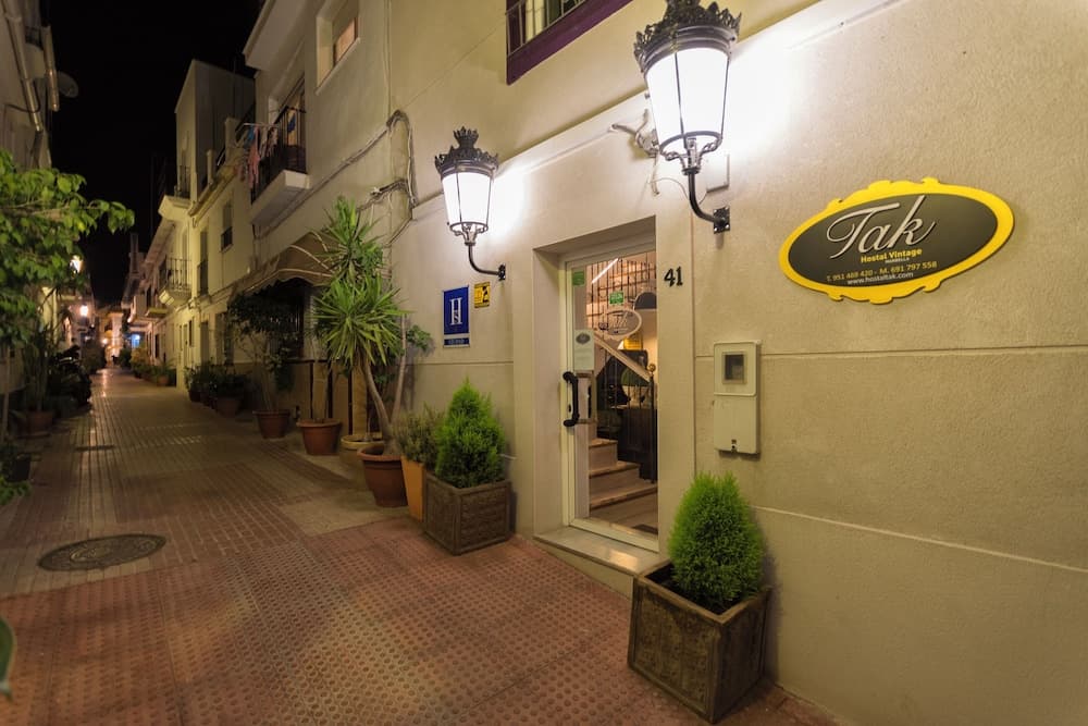 TAK Boutique Marbella Old Town