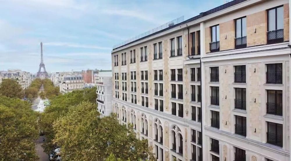 Sax Paris, LXR Hotels & Resorts