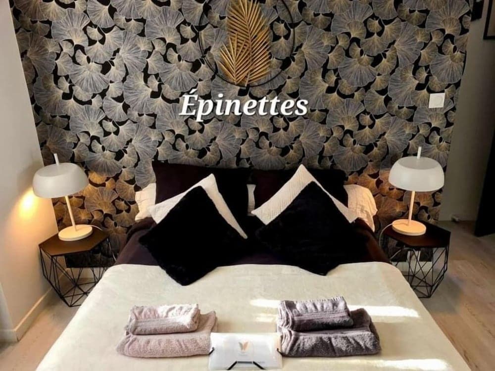 Les Epinettes