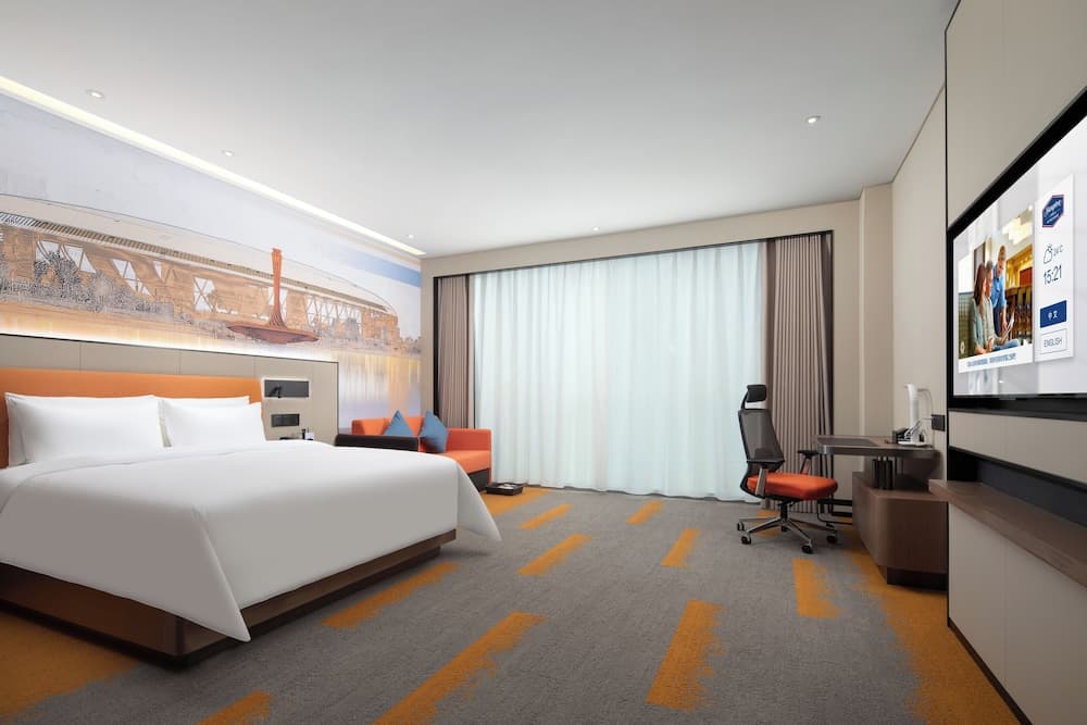 HamptonHiltonChengduRailwayNorthStation