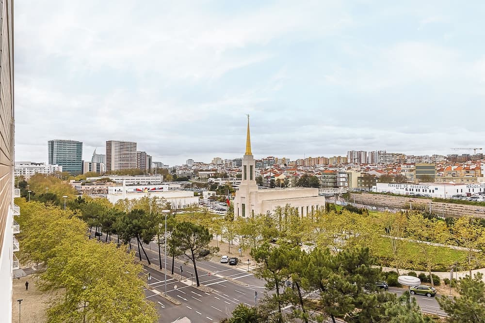 Stylish Stay in Lisbon-Scenic Views