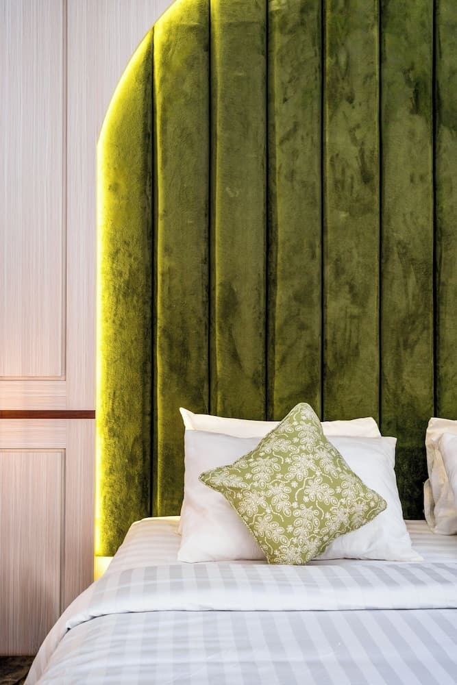 Queen Villa by Betterplace