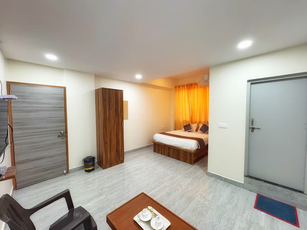 GRS COMFORTS LODGE