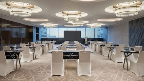 InterContinental Zhengzhou Zhengdong by IHG