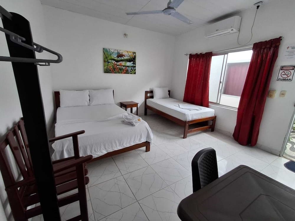 HELICONIAS HOTEL
