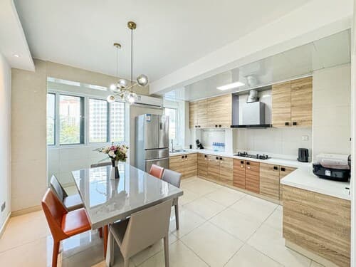 Tyms 3BR 2BA Apt Near Stadium Line 1 4