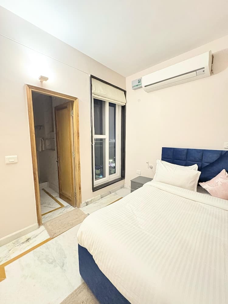 Luxury 2 Bedroom's Apartment