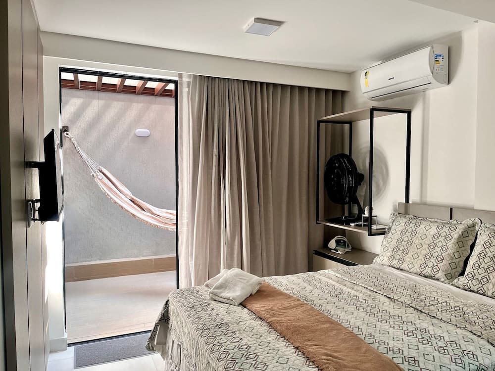 Hyde Park Lofts - by Living