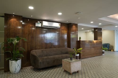 Evoke Express Candolim