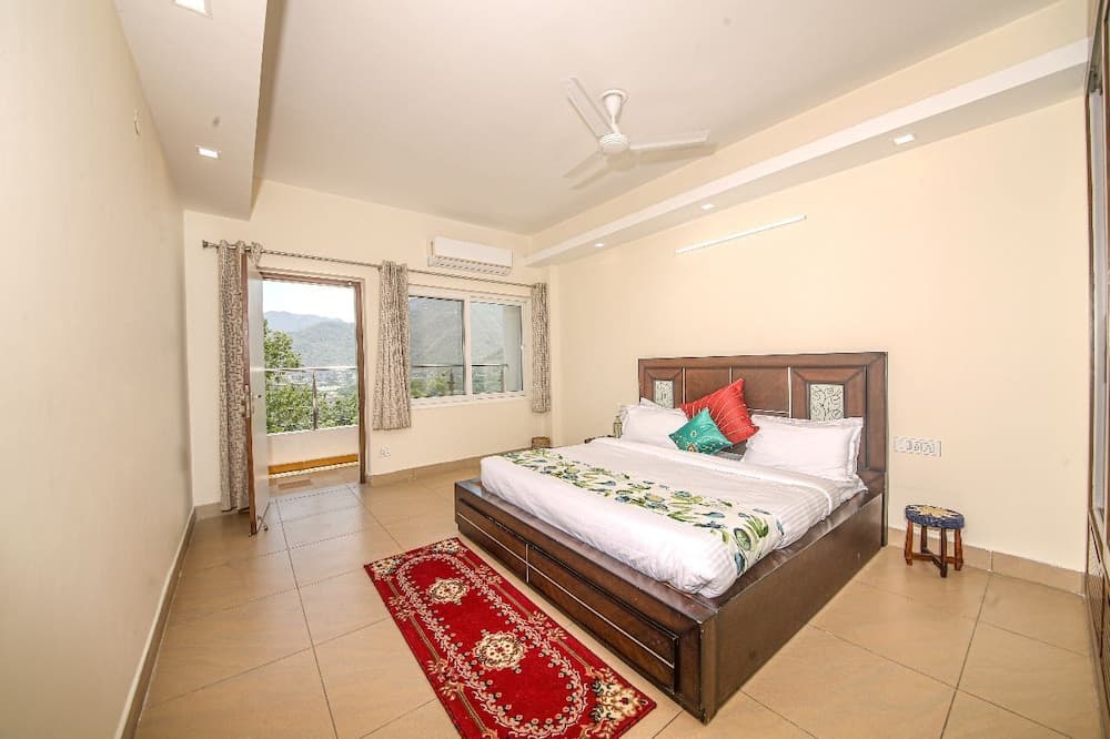 Luxury 3 Bedroom's Apartment