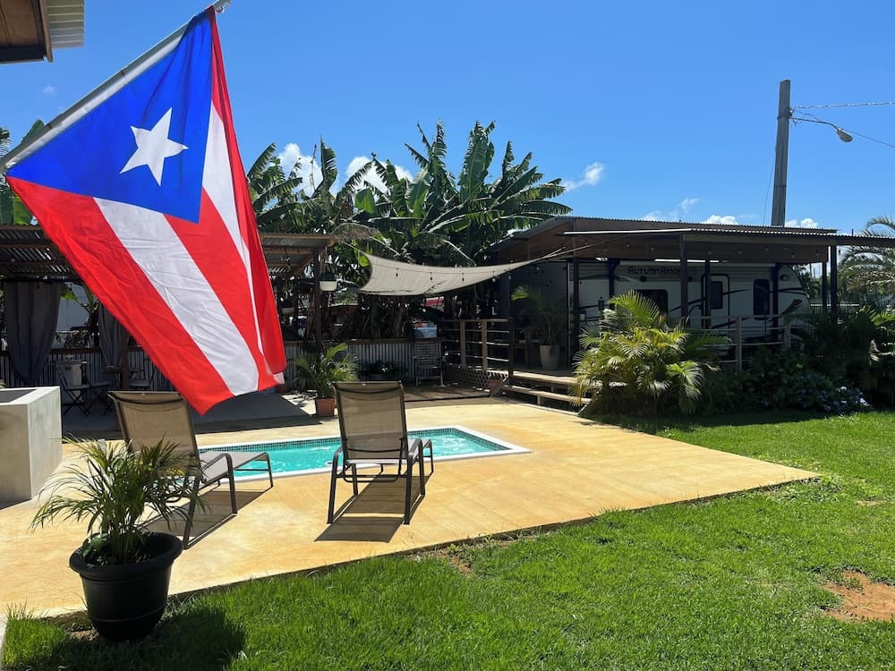El Camper with private pool