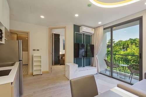 One bedroom Palmetto Condo Karon A 606