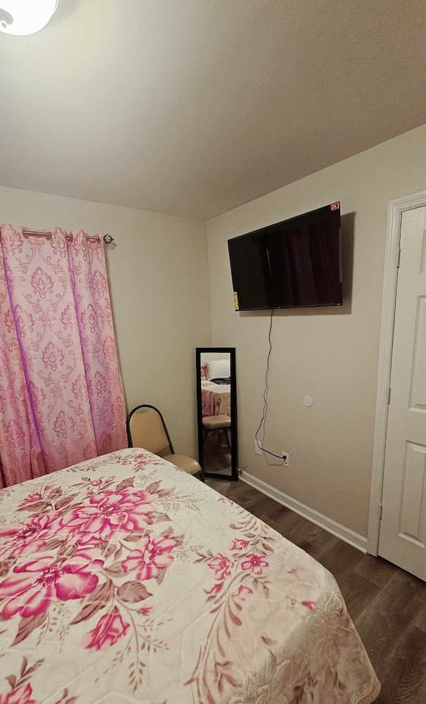 Divine Villa and Resort - 32 Evergreen