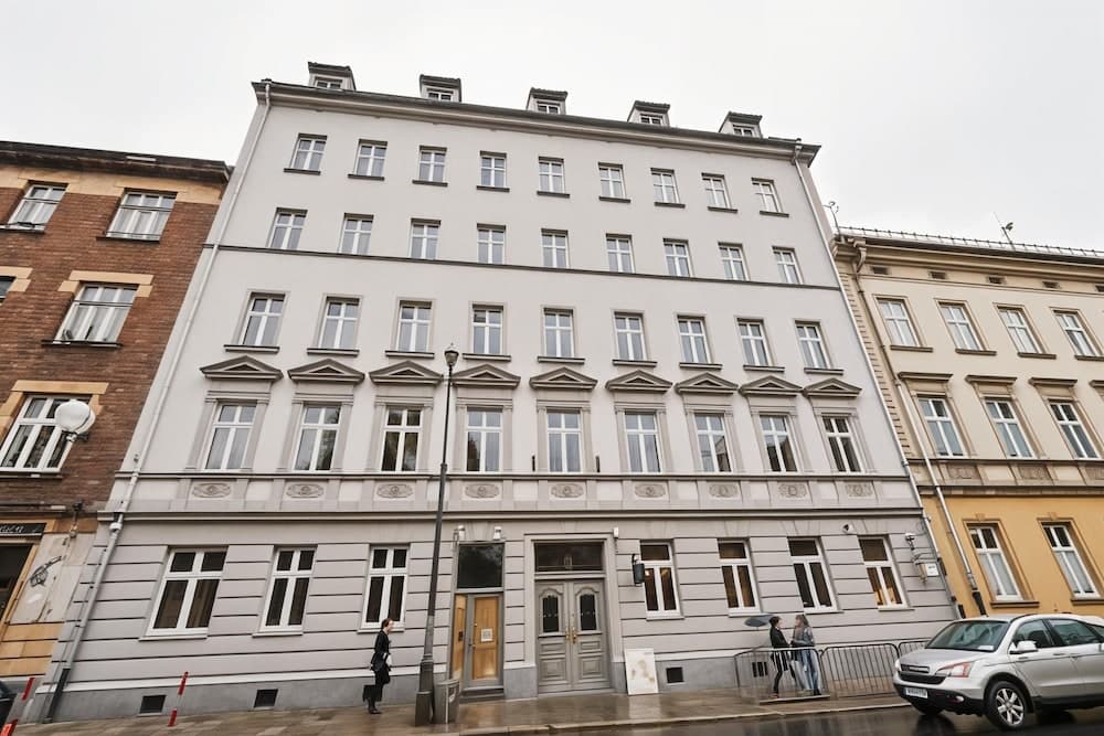 Cracow Fancy Brick 2