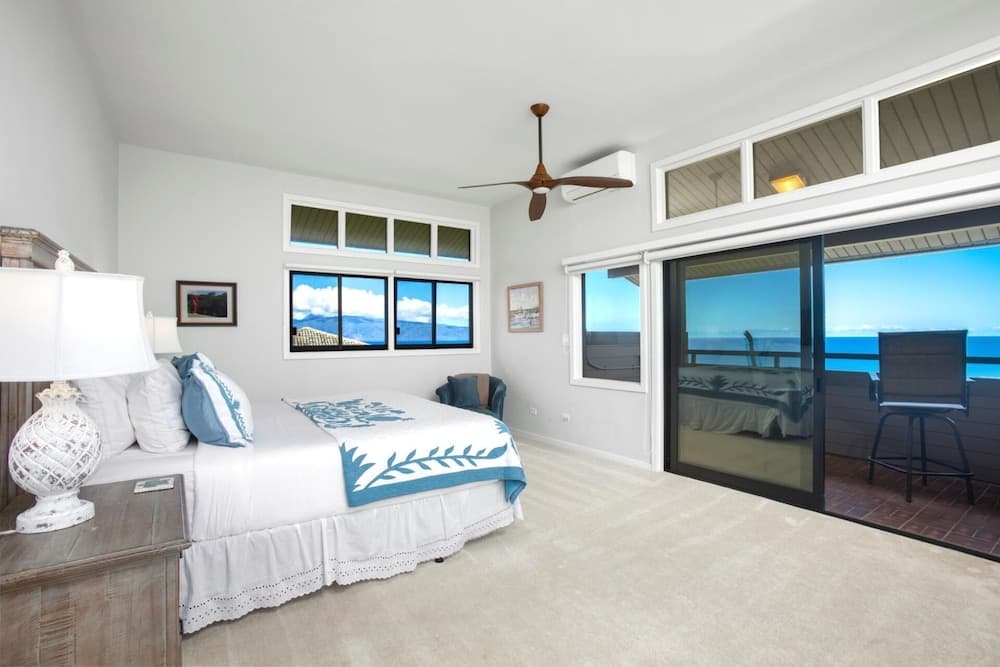 KBM Resorts Free CAR Kapalua Ridge Villas Oceanfront 2-bedroom Condo With Expansive Lanai & Breathtaking Views! Krv-1622
