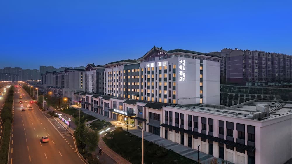World Hotel Jinan Wenlvcheng Branch