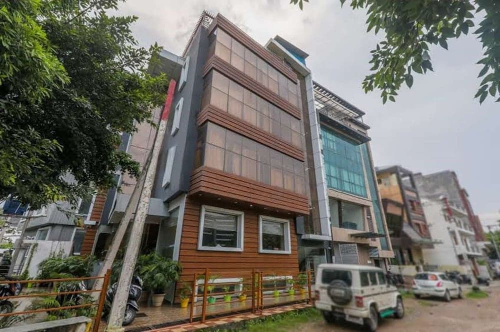 Hotel Surya Grand
