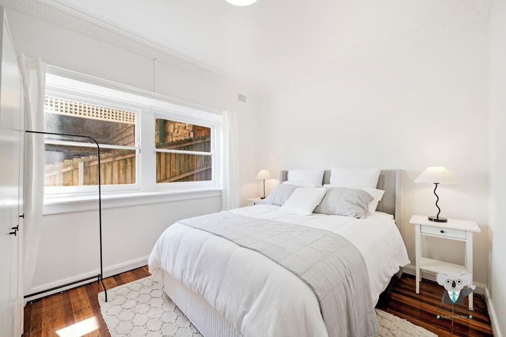 Kozyguru | Kirribilli | Opera House View 2 Bed Apt