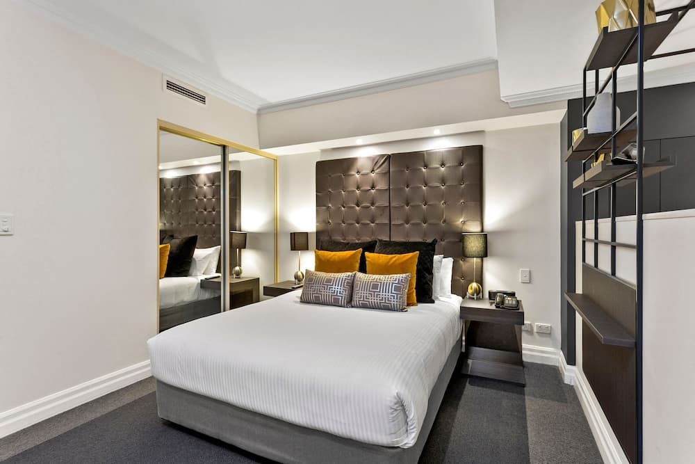 Kozyguru | Sydney Cbd | Stylish Studio